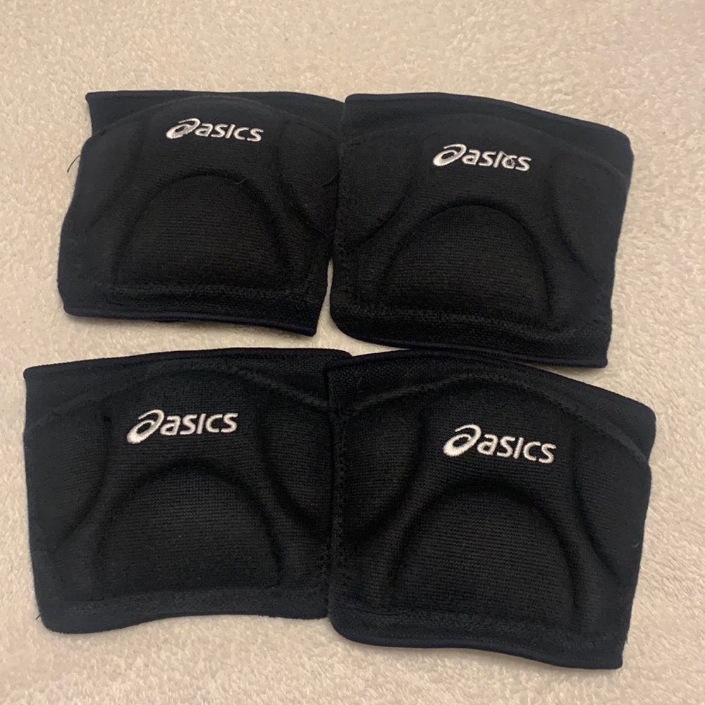 Volleyball knee pads